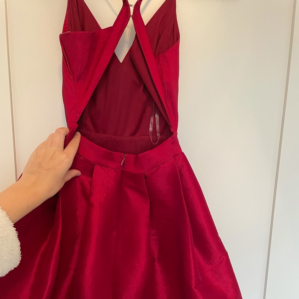 Promgirl red homecoming dress size small flare backless mini, worn once - Picture 5 of 6